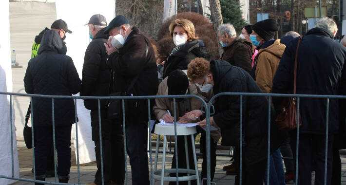 vakcinacija beograd red2 1