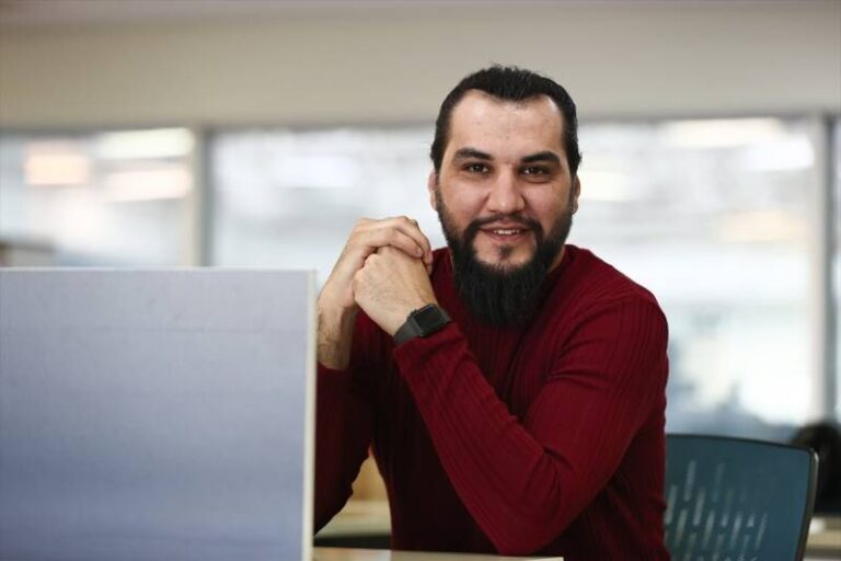 Popularni glumac iz serije “Ertugrul” Mehmet Pala: Poruka publike bitnija mi je od slave i novca