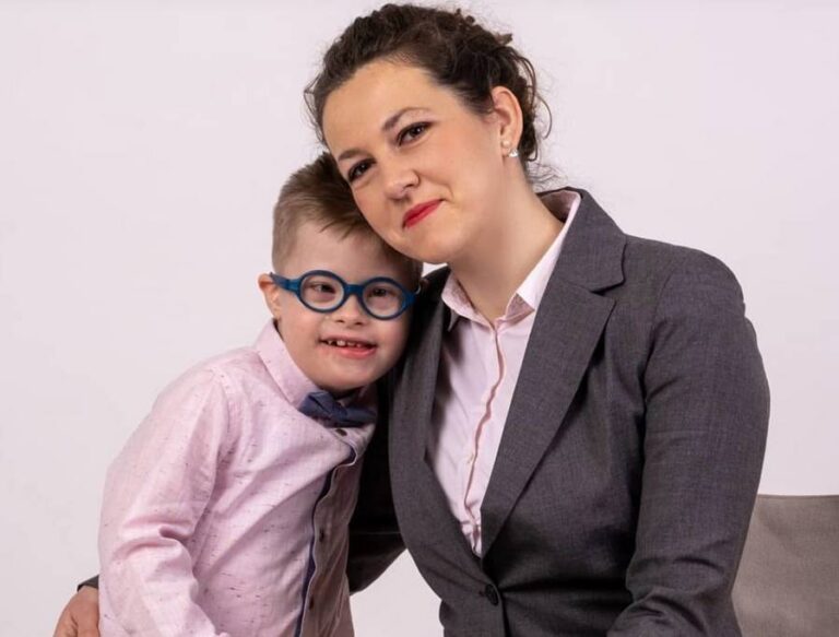 Husejn i njegova mama imaju poruku povodom Dana osoba s Down sindromom