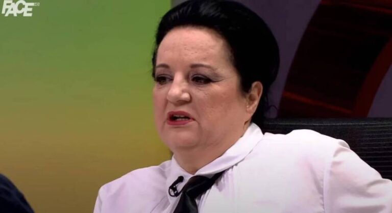 Svetlana Cenić Denisu Stojniću: Pojma ti nemaš, skinite mi ovaj mikrofon da izađem