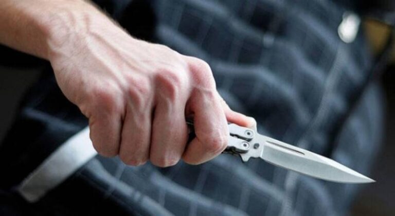 Optužnica za pokušaj ubistva u BiH: Pijan suprugu ubo nožem u vrat