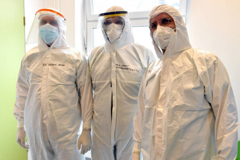 Doktor Bilgin Sait odao priznanje Općoj bolnici: Potokoli liječenja ne odstupaju od svjetskih