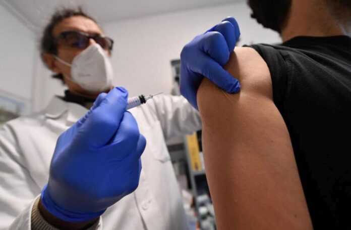vakcina vakcinacija gripa ilustracija