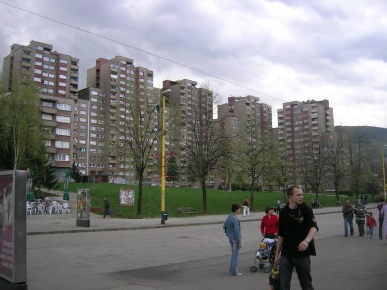 Otkud Zeničanima “kineski zid” i ko je svoje prve glumačke korake napravio u pozorištu (VIDEO)