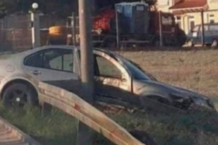 Stravična nesreća, poginuo tinejdžer