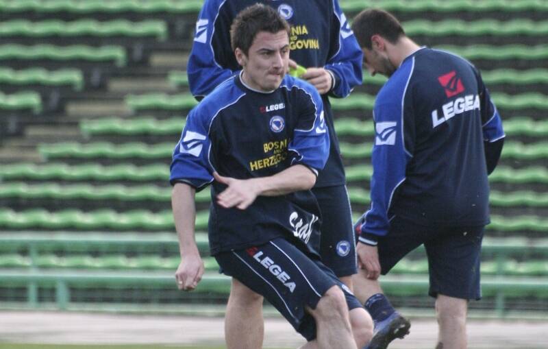 55b69ad7a030cd0a0eb9ea72bb552fb2