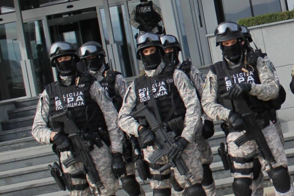 63fa3faea3897a293d241c0d3d1e610c