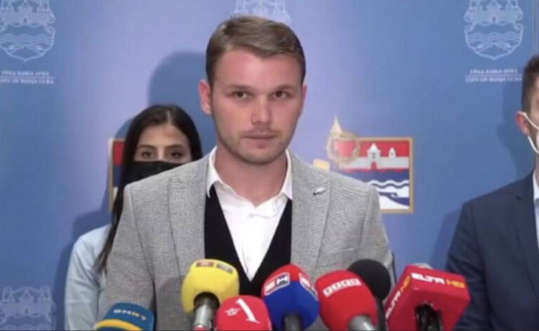 Stanivuković: U blokadi smo, želim razgovarati s Dodikom