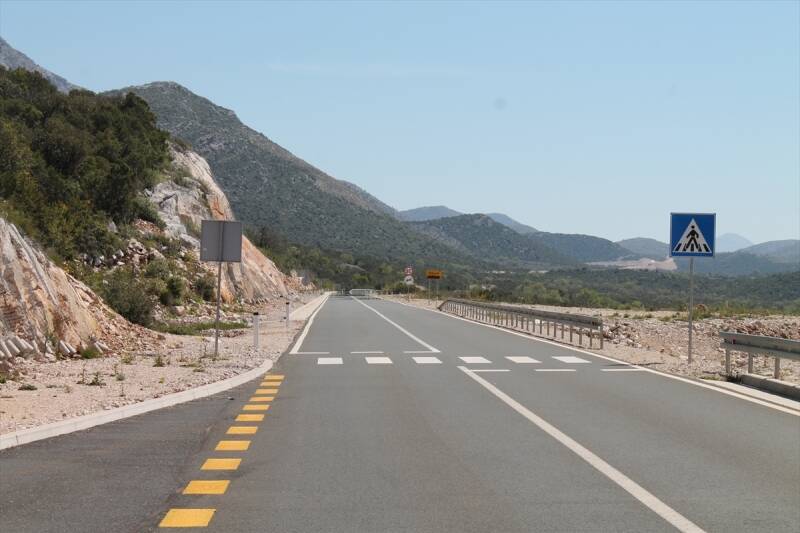 cd41e1b3deca4d65f38fa6f4bf834d90