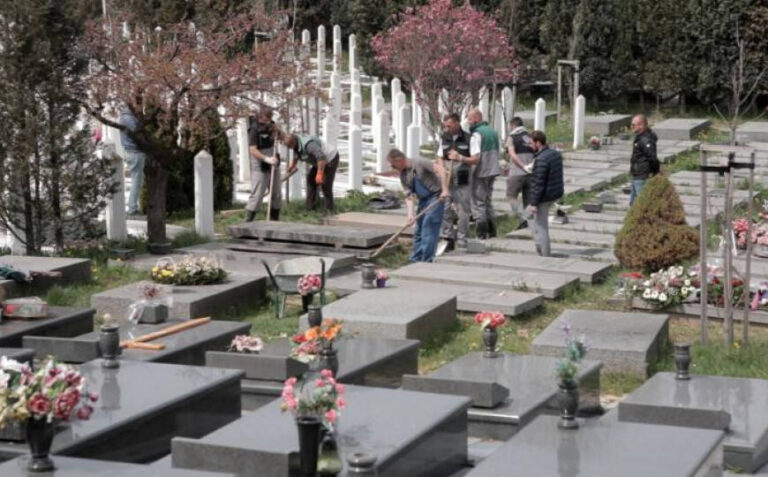 CNN: Grad koji je godinama bio pod opsadom, sada se bori s drugom vrstom pošasti