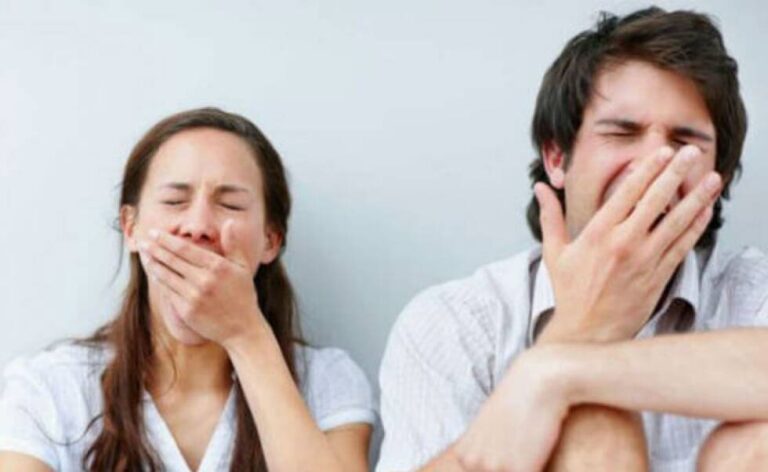 Brojne teorije: Evo zašto zijevamo kad vidimo druge da to rade