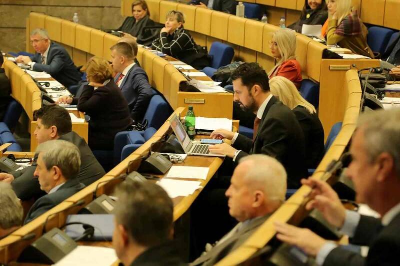 8ac3a5e04c76384f041adc51c51034e0