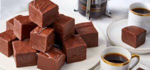 Ghirardelli Classic Fudge 052 1480x690 1024x477 1