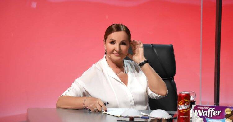 ana bekuta ziri e1622382903402 750x392 1