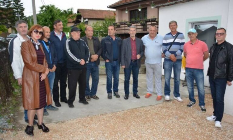 Divan gest: Demobilisani borci renovirali kuću svom saborcu