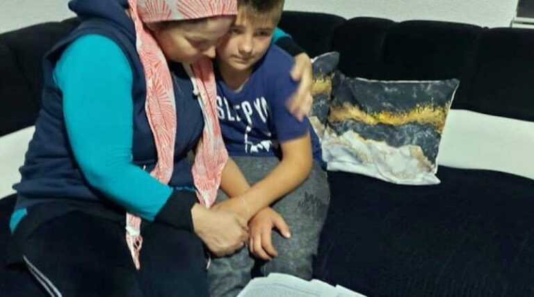 BUDIMO HUMANI: Dječak Denis Jarčević treba našu pomoć