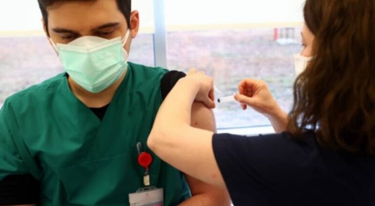 Prednjači Kina: U svijetu ukupno dato 1,6 milijardi doza vakcina protiv koronavirusa