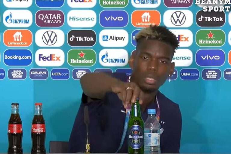 Paul Pogba nije želio bocu Heinekena ispred sebe pa je sklonio ispod stola