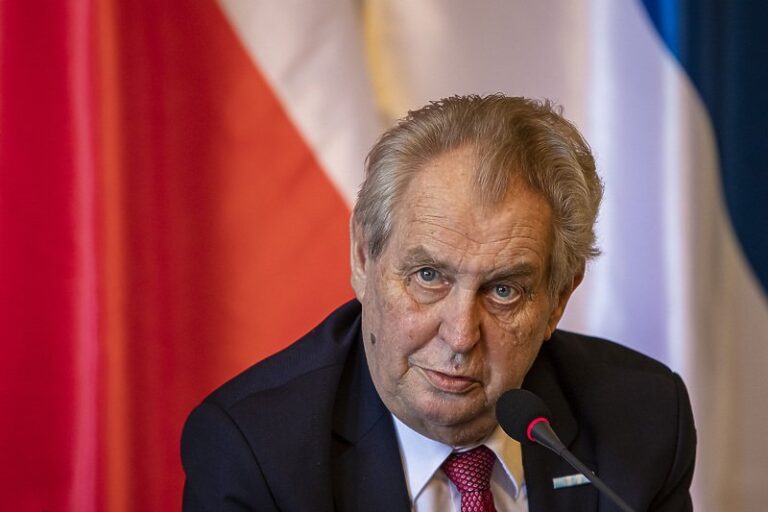 Češki predsjednik rekao da su mu transrodne osobe odvratne, a ne podržava ni pokret MeToo