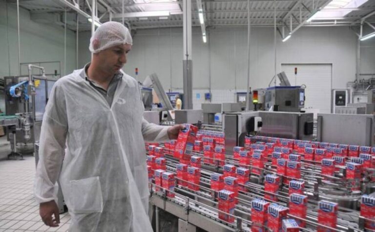 Koliko su bh. građani dali miliona KM za uvoznu vodu, mlijeko, jogurt…