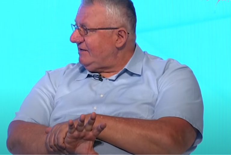 Šešelj galamio u studiju: “Lažeš, cijeli srpski narod stoji iza Karadžića i Mladića”