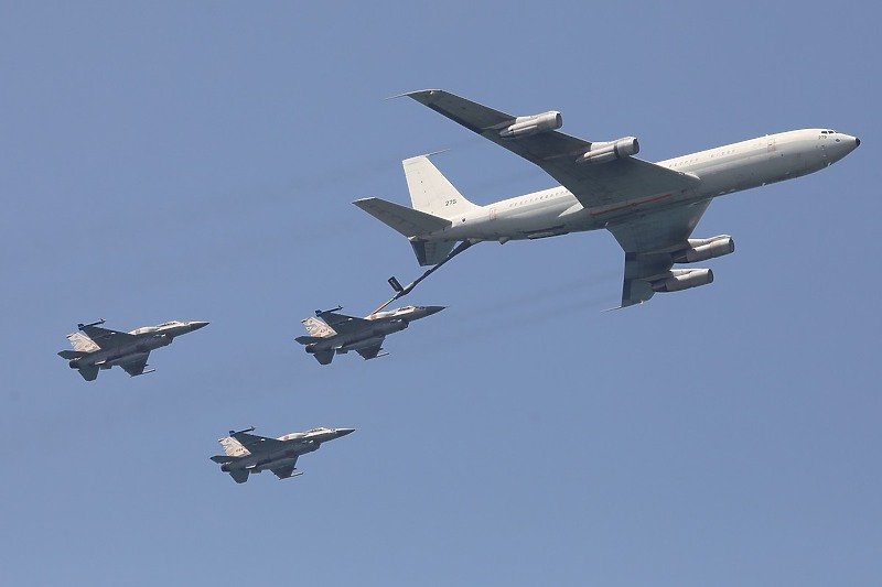 76087612 0EFE 4740 A1F9 75E3678F2268