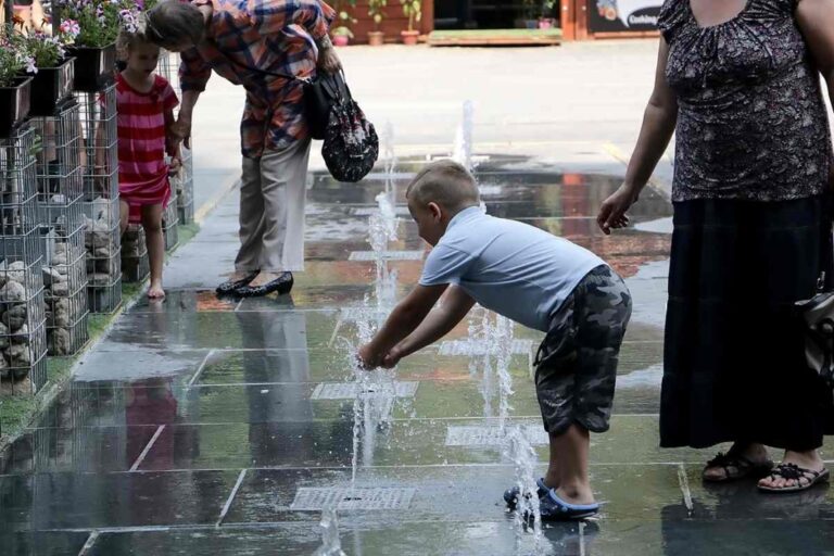 Krajinović: Temperature će rasti do 39 stepeni; Dr. Bera savjetuje kako se hraniti, koliko tečnosti uzimati