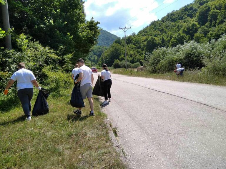 Članovi NVO 3P očistili izletište Sebuje i plato MZ Babino