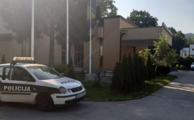 Tužilaštvo BiH potvrdilo da pretresa prostorije Američkog univerziteta zbog izdavanja diploma