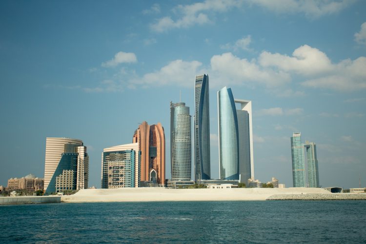 abu dhabi 1177898 1920 750x500 1