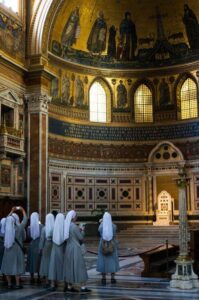 casna sestra ilustracija pixabay