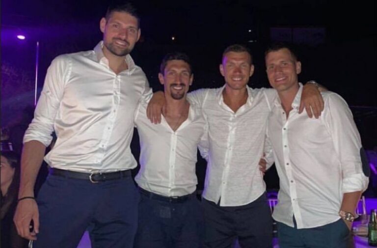 U čijem društvu je Džeko pratio nastup Ace Pejovića u Budvi?