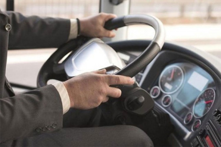 20210726215708 673404