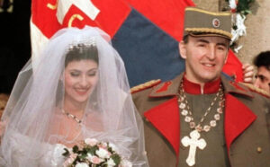 28AA0F8D BEB0 404C BAF4 B5C937ED4030