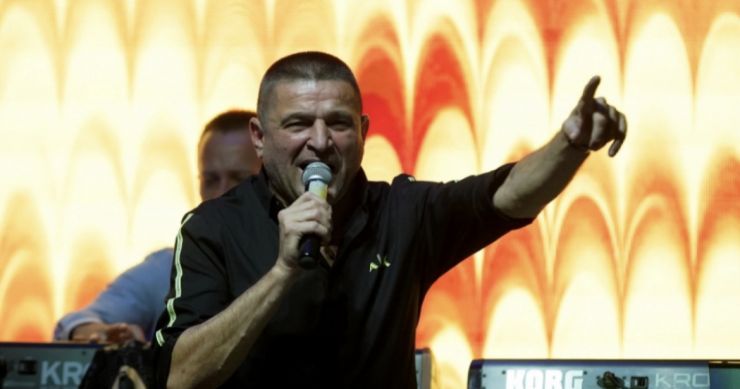 56B4C41C 56C1 468E 910F FB6428C5B022 740x389 1