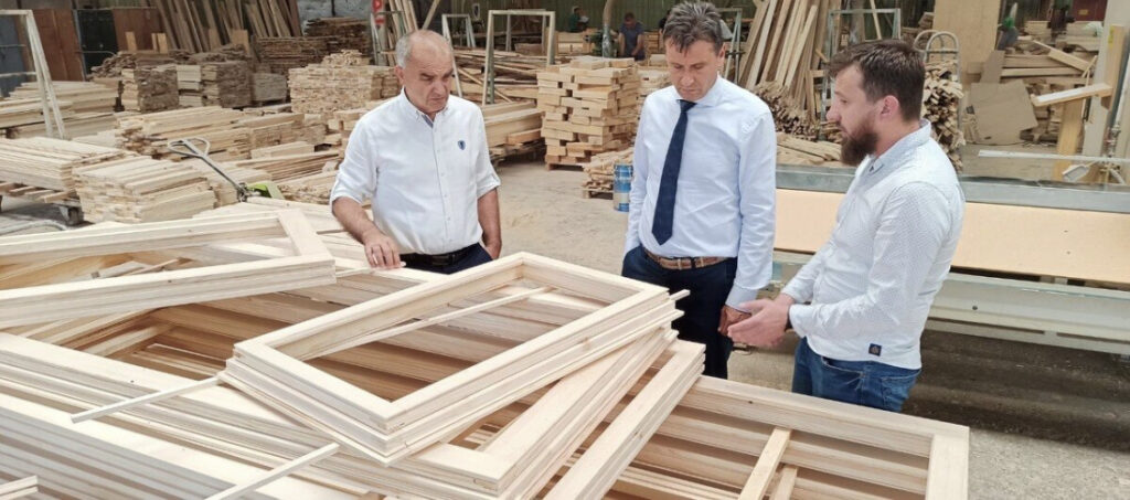 65A68756 836A 4EF7 BDB1 429085F48D4F