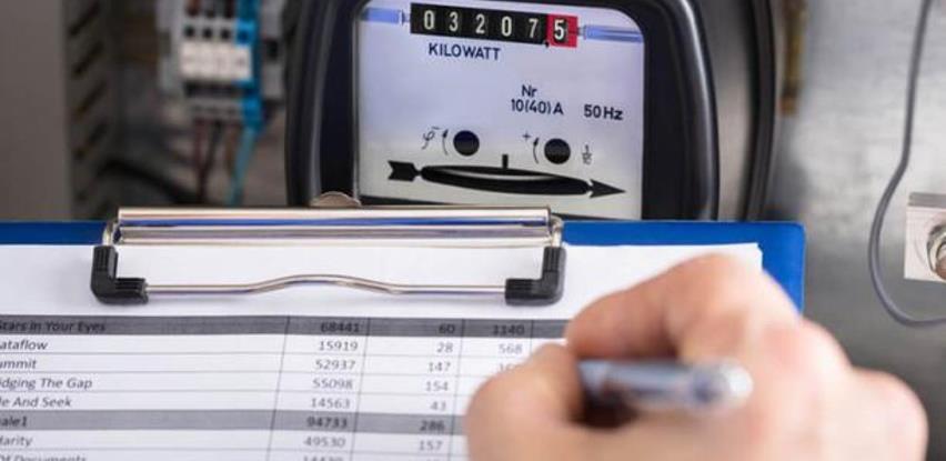 7ade2431 fb2d 41b5 8c22 ccc7c8276e13strujomjer