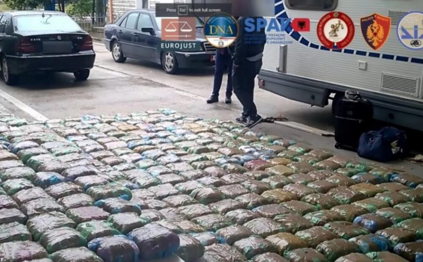 88CD357F 9E15 4FD7 8CD4 AD1F224C70EC