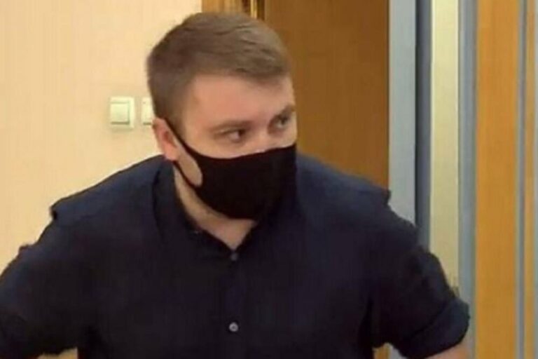 Greškom banke postao milioner: Kupio četiri stana, dva luksuzna vozila, iPhone