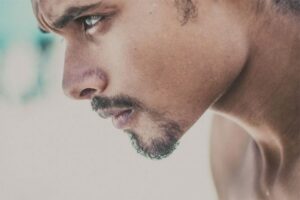 brada muskarci 1 696x464 1