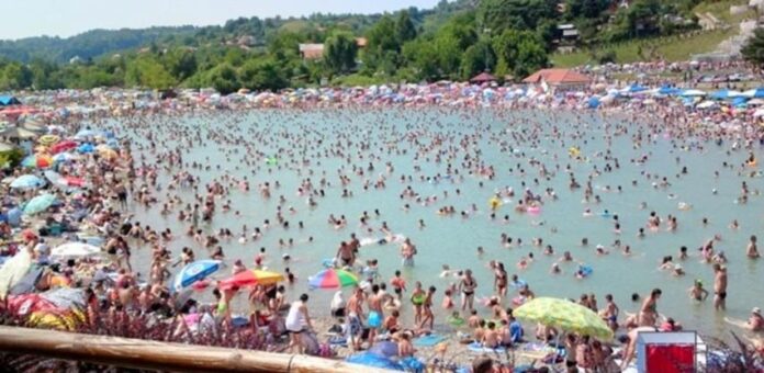 d65df07f f4ad 4adb ba7c 254a49a4c1edpanonsko jezero tuzla d65df07f f4ad 4adb ba7c 254a49a4c1edpanonsko jezero tuzla