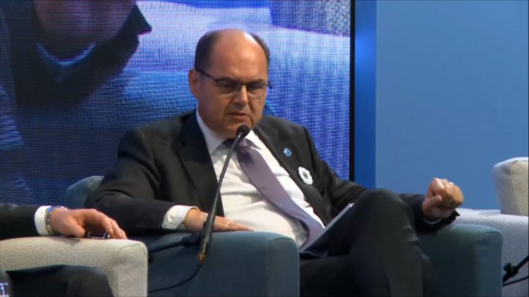 schmidt za web 750x422 1