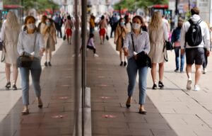 000 9BH3MP 750x479 1