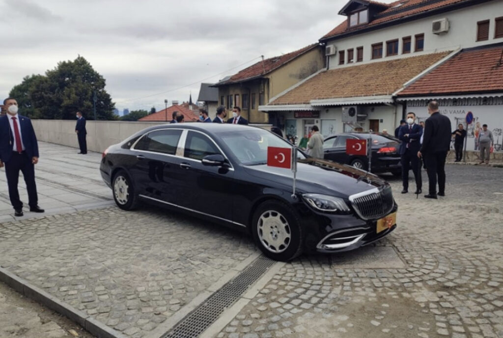 1BE9D4E9 F153 476E 9BA2 742B9527AB42