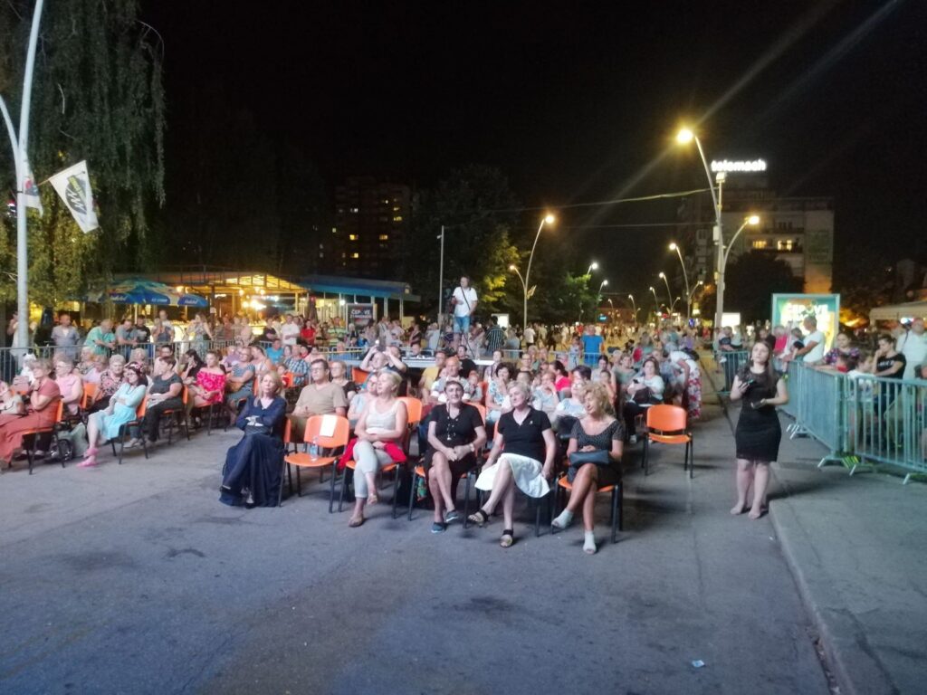 3C66B0F1 C8BA 4463 A603 61D69F71B6EF