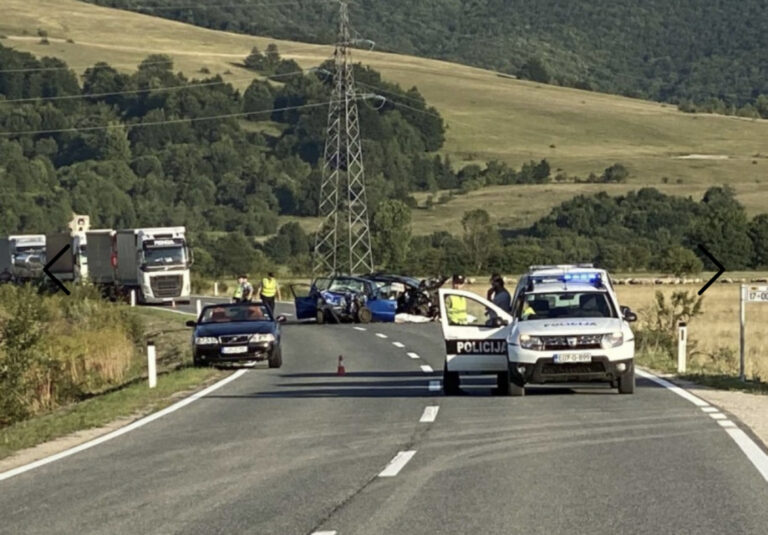 Detalji teške nesreće kod Bihaća: Poginuli Zeničanin i Kuvajćanin