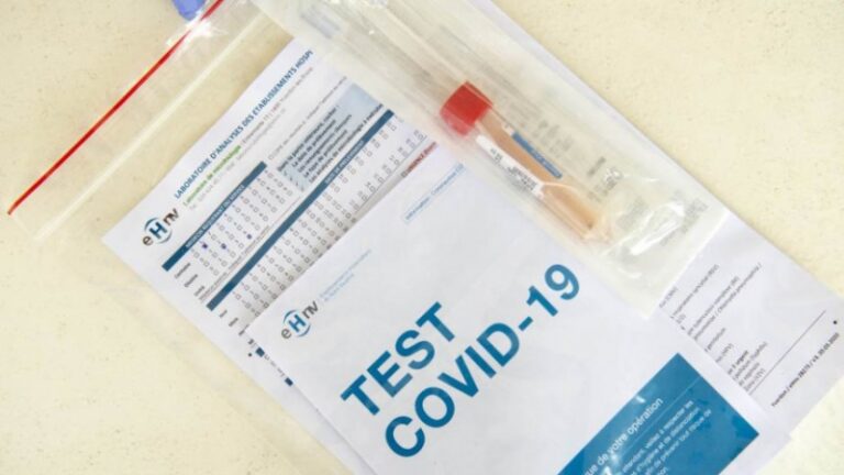 Slovenija: Zaposlenim u školama prijeti otkaz ako se odbiju testirati