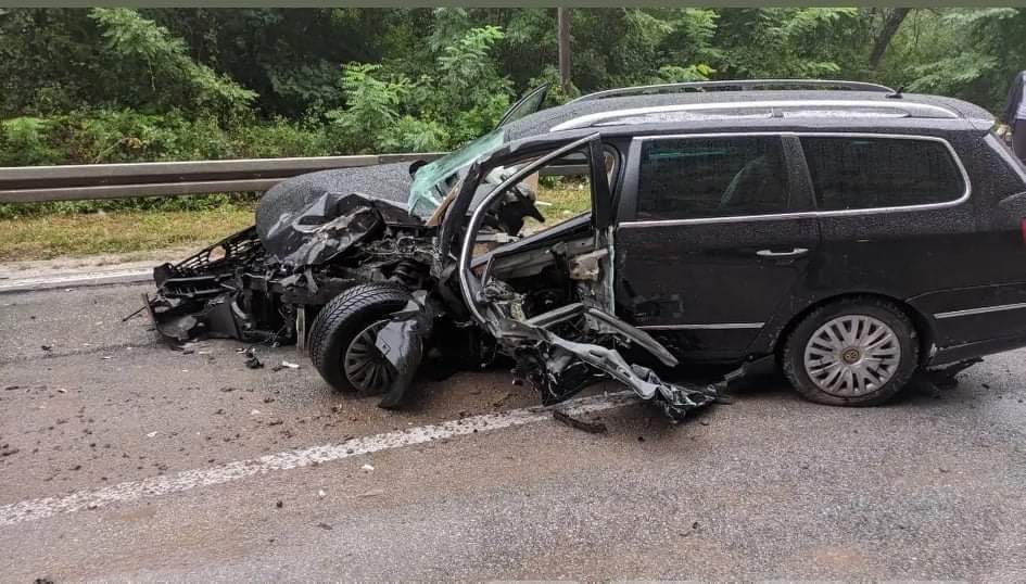 7937AF17 0A85 49F0 A5F9 CF7FC16BFA4D