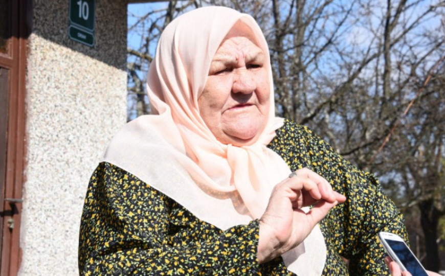 81A121D4 3E9E 4B8C B164 224BD7EE5DEE