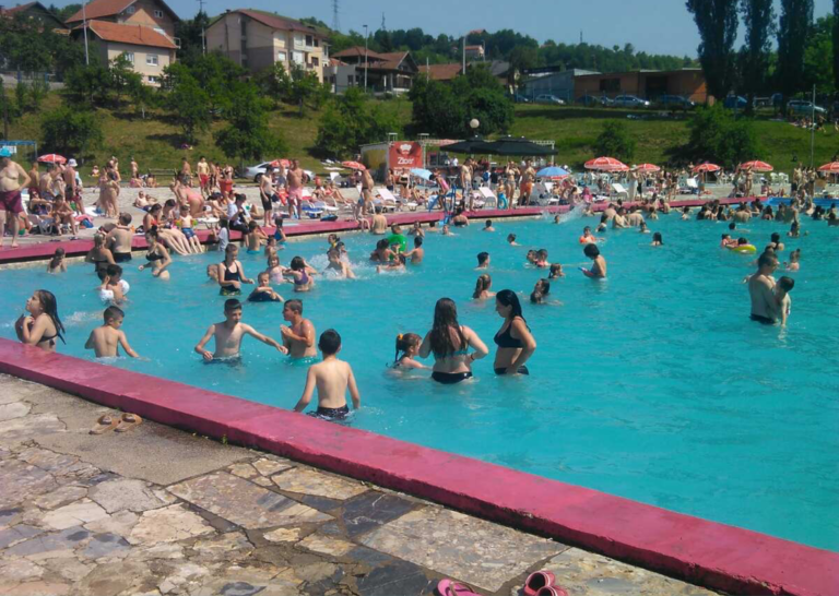 Posjetite, uživajte i osvježite se na zeničkim bazenima